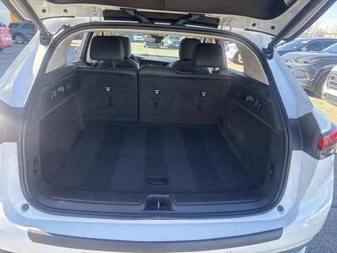 Used 2023 Buick Envision Essence image 6