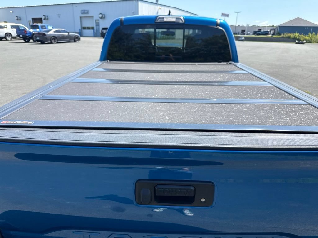 Used 2017 Toyota Tacoma TRD Sport w/ Tow Package RWD image 17