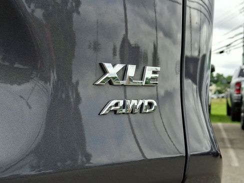 Certified 2025 Toyota RAV4 XLE AWD/4WD image 32