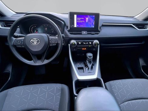 Used 2023 Toyota RAV4 XLE w/ Convenience Package FWD image 16