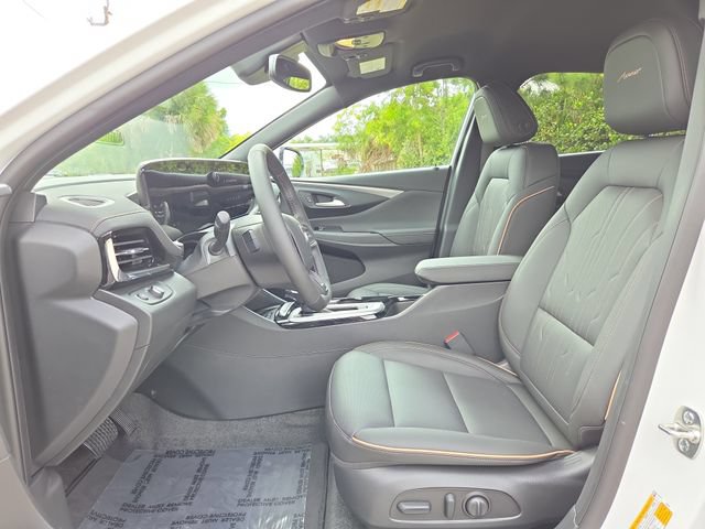 New 2026 Buick Envista Preferred FWD image 17