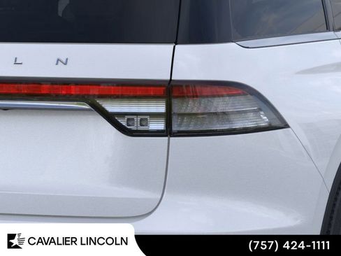 Used 2025 Lincoln Aviator AWD w/ Equipment Group 101A image 21