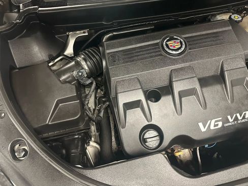 Used 2015 Cadillac SRX Luxury w/ Driver Awareness Package image 73