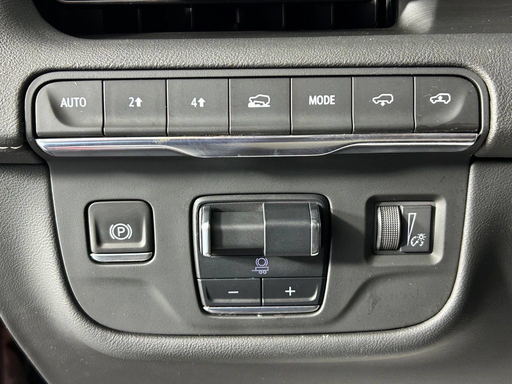 Used 2021 Cadillac Escalade Sport w/ Driver Assist Tech Package AWD/4WD image 34