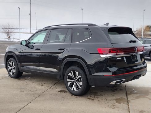 Used 2024 Volkswagen Atlas SE image 19