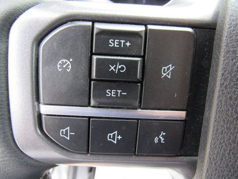Used 2025 Ford F250 Lariat w/ Chrome Package AWD/4WD image 15