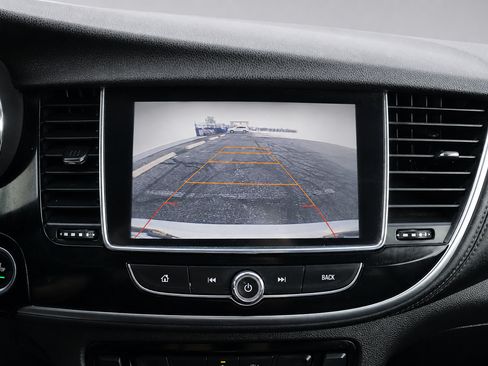 Used 2017 Buick Encore Essence FWD image 35
