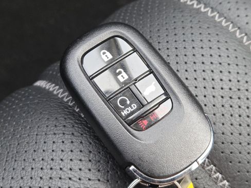 Used 2024 Honda HR-V EX-L image 35