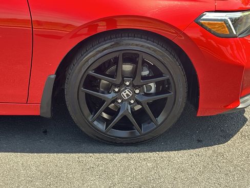 Used 2025 Honda Civic Sport image 33