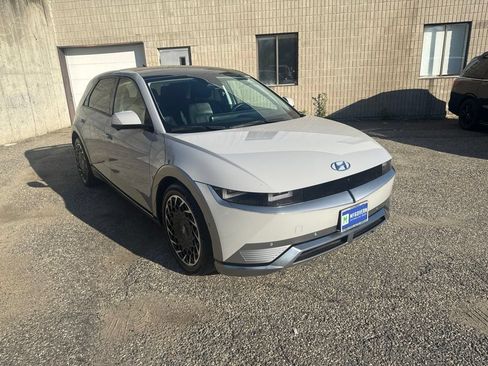 Used 2023 Hyundai Ioniq 5 Limited AWD/4WD image 8