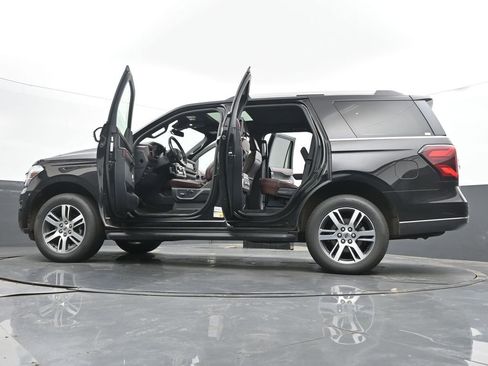 Used 2024 Ford Expedition Limited AWD/4WD image 78