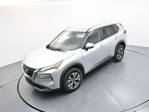 Used 2023 Nissan Rogue SV image 19