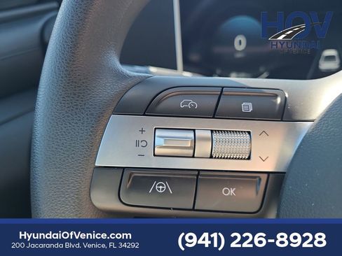 Certified 2026 Hyundai Santa Cruz SEL image 30