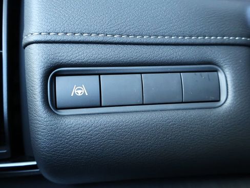 New 2026 Nissan Armada SV image 16