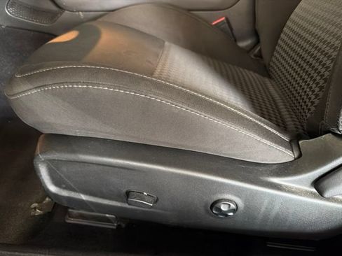 Used 2020 Dodge Challenger R/T RWD image 14