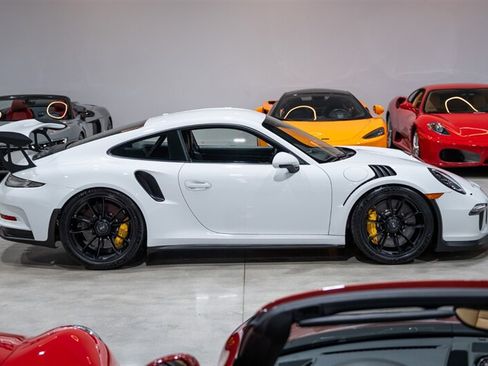 Used 2016 Porsche 911 GT3 RS RWD image 7