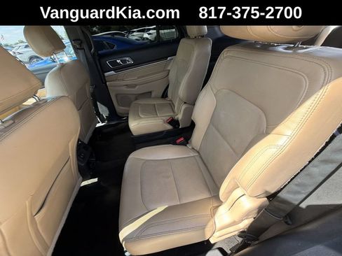 Used 2017 Ford Explorer Limited w/ Equipment Group 301A FWD image 28