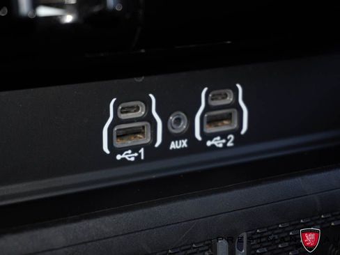 Used 2025 RAM 3500 Laramie AWD/4WD image 55