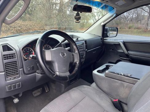 Used 2008 Nissan Titan XE image 8