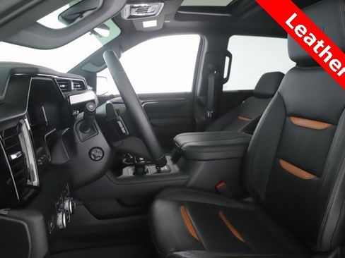 Used 2024 GMC Sierra 1500 AT4 w/ Technology Package image 16