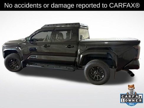 Used 2025 Toyota Tacoma SR5 AWD/4WD image 3