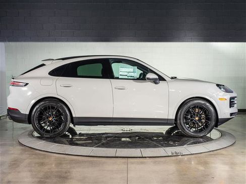 New 2026 Porsche Cayenne Coupe image 8
