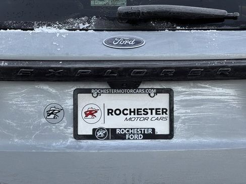 Used 2025 Ford Explorer Platinum w/ LUX Leather Package image 44