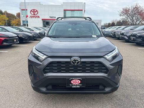 Used 2022 Toyota RAV4 XLE image 2