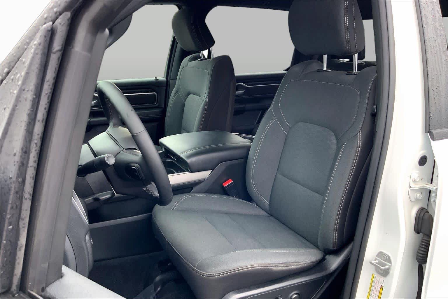 Used 2026 RAM 1500 Big Horn AWD/4WD image 7
