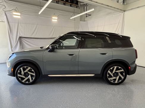 New 2026 MINI Cooper Countryman S image 2