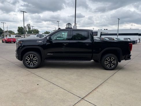 New 2026 GMC Sierra 1500 AT4 w/ AT4 Premium Package AWD/4WD image 8