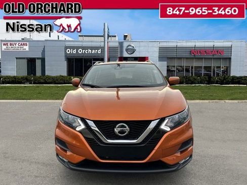 Used 2022 Nissan Rogue Sport SV image 3