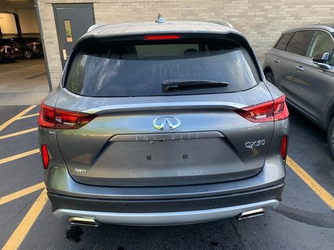Used 2023 INFINITI QX50 Luxe AWD/4WD image 3