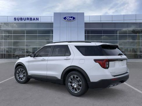New 2026 Ford Explorer Active w/ Active Comfort Package image 4