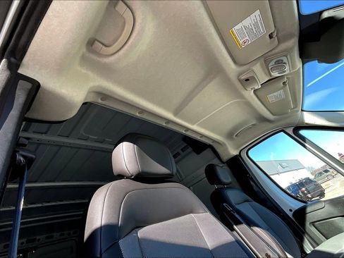 New 2025 RAM ProMaster 2500 w/ Power Group image 29