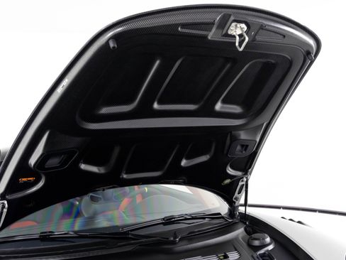 Used 2018 Porsche 911 GT2 RS image 45