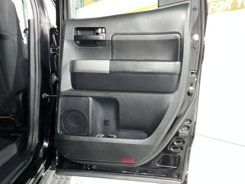 Used 2012 Toyota Tundra 4x4 Double Cab w/ Tow Pkg image 25