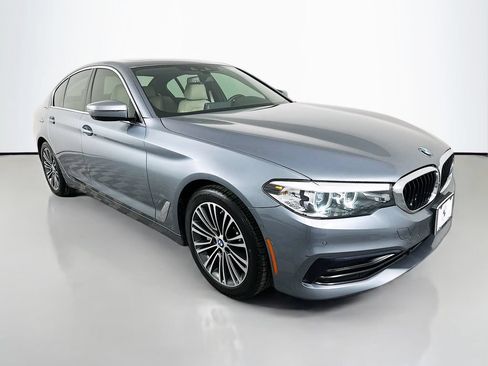 Used 2019 BMW 530i w/ Premium Package RWD image 3