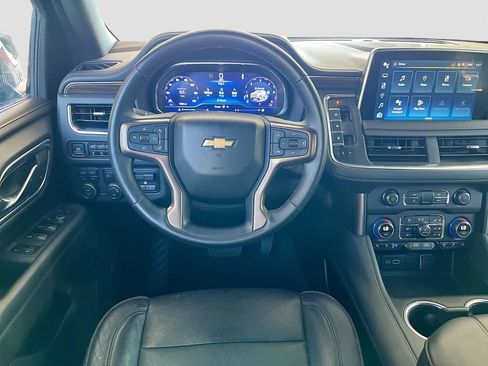 Used 2024 Chevrolet Suburban High Country AWD/4WD image 23