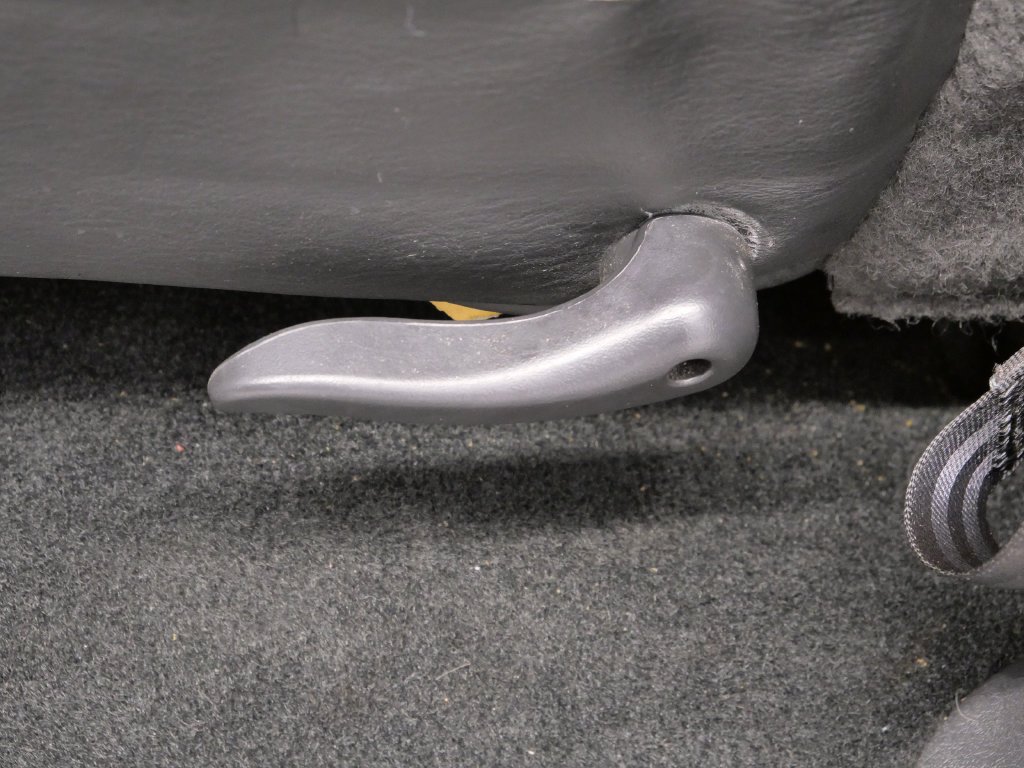 Used 2002 Dodge Durango Sport AWD/4WD image 17