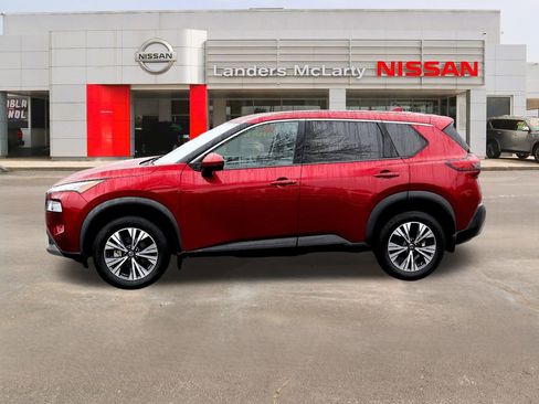 Used 2021 Nissan Rogue SV image 7