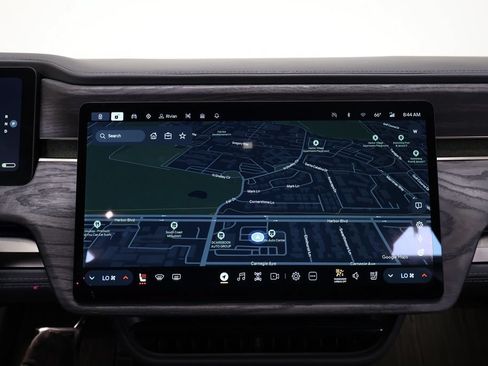 Used 2022 Rivian R1S Launch Edition AWD/4WD image 32