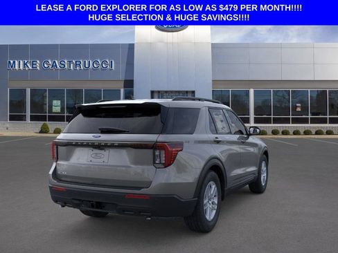 New 2026 Ford Explorer Active RWD image 8