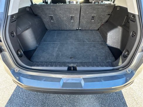 Used 2020 GMC Terrain SLE w/ Driver Convenience Package image 18