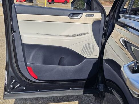 Used 2024 Hyundai Palisade Limited image 14