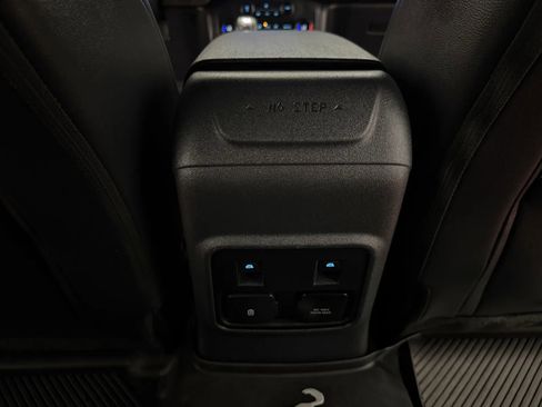 Used 2023 Ford Bronco Outer Banks AWD/4WD image 35