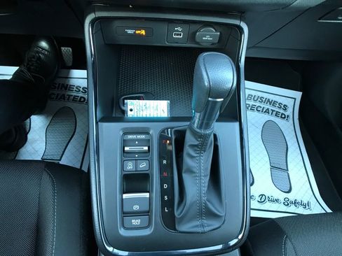 Certified 2024 Honda CR-V LX image 20