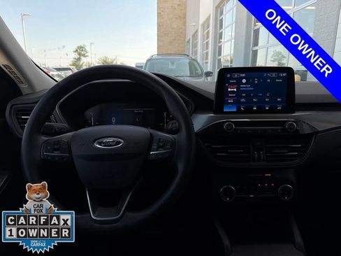 Used 2025 Ford Escape Active AWD/4WD image 6