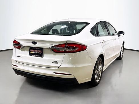 Used 2020 Ford Fusion SE FWD image 6