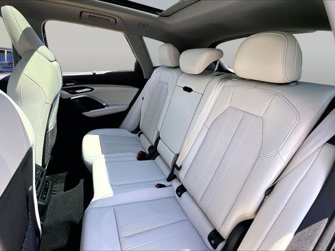 Used 2025 Audi Q5 Prestige AWD/4WD image 20